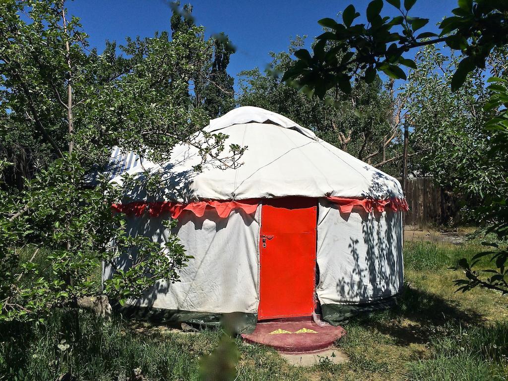 Hotel Arista Yurt Camp Karakol Zimmer foto