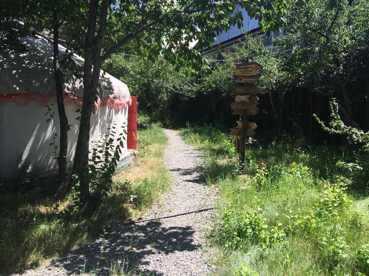 Hotel Arista Yurt Camp Karakol Exterior foto